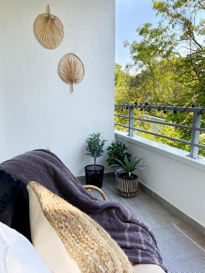 Seaside Rooms - Zentrales Design-Apartment Mit Balkon & Parkplatz - 2 Minuten Zum Strand Timmendorfer Strand Εξωτερικό φωτογραφία