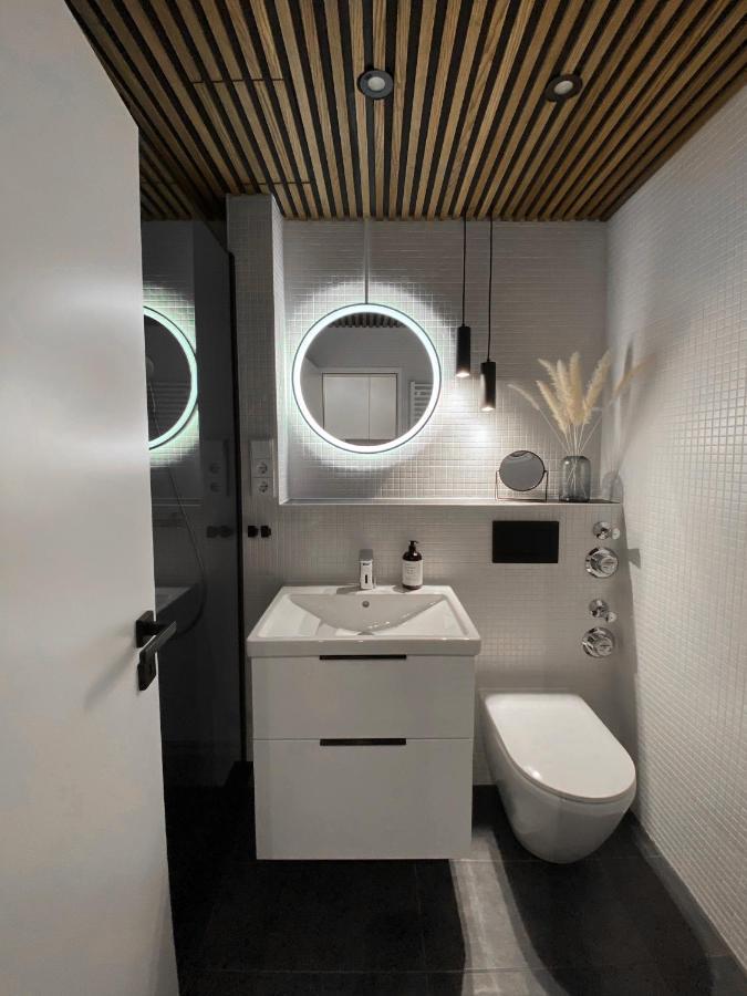 Seaside Rooms - Zentrales Design-Apartment Mit Balkon & Parkplatz - 2 Minuten Zum Strand Timmendorfer Strand Εξωτερικό φωτογραφία